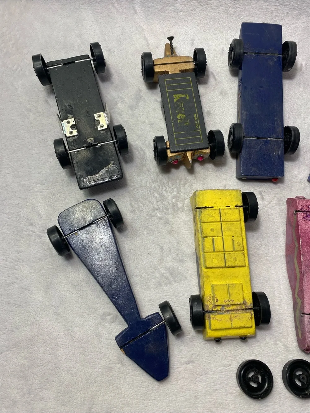 VINTAGE LOT of 9 Pinewood DERBY CARS PINECARS Cub Boy Scouts Wooden PINE CARS